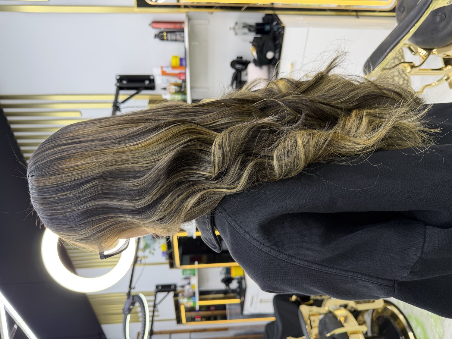 glossy dimensional colour